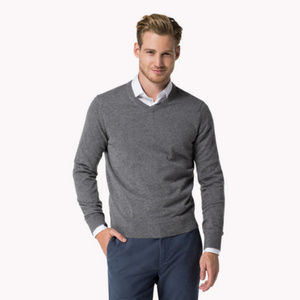 Tommy Hilfiger 100% Cashmere V-Neck Pullover
